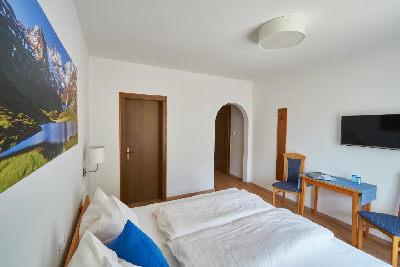 Privatpension Bergkristall San Martino In Passiria  Ruang foto