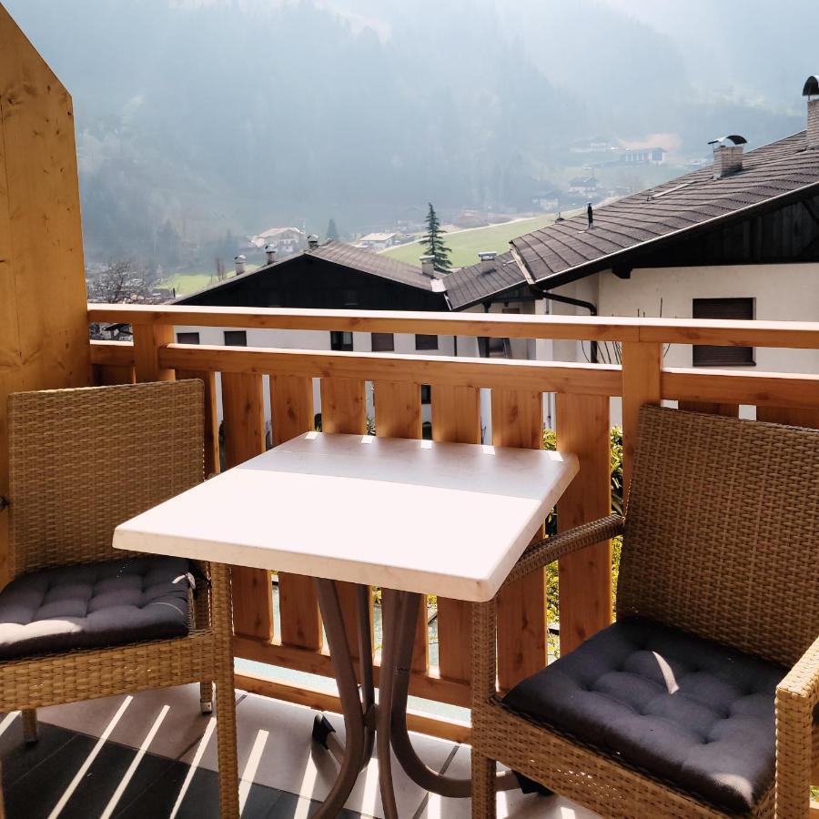 Privatpension Bergkristall San Martino In Passiria  Bagian luar foto