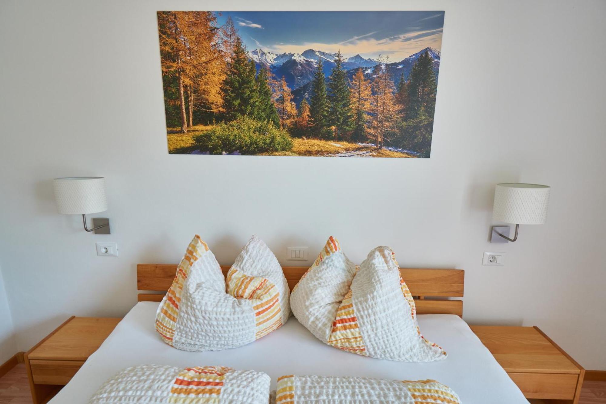 Privatpension Bergkristall San Martino In Passiria  Ruang foto
