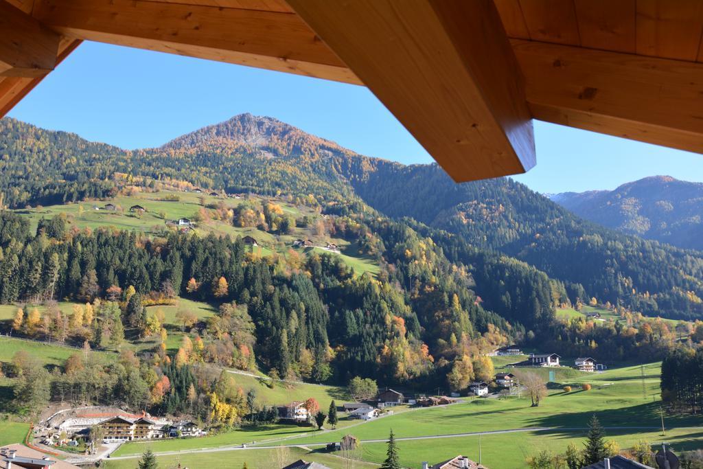 Privatpension Bergkristall San Martino In Passiria  Bagian luar foto