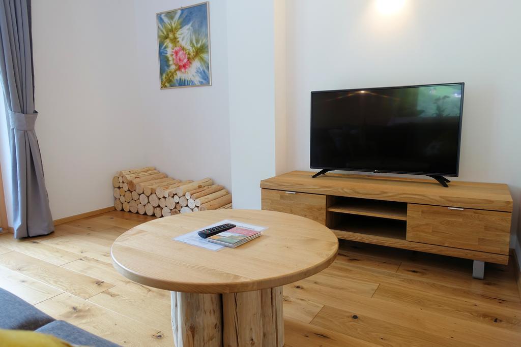 Privatpension Bergkristall San Martino In Passiria  Bagian luar foto