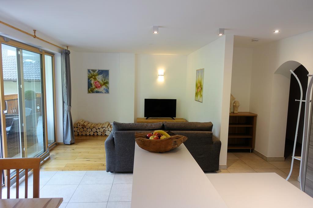 Privatpension Bergkristall San Martino In Passiria  Bagian luar foto