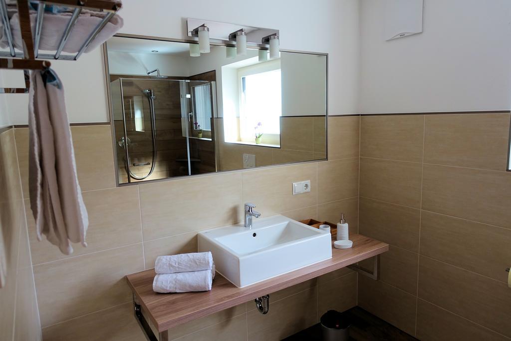 Privatpension Bergkristall San Martino In Passiria  Bagian luar foto